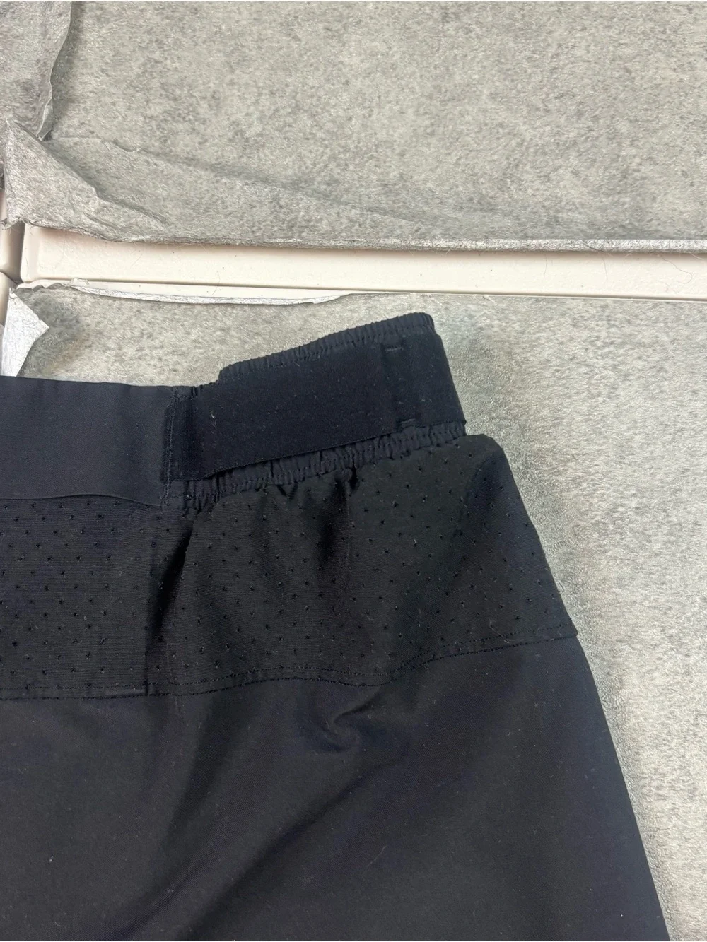 Lululemon Surge Short 6" Lined Drawstring Black Medium M7A99S - Picture 10 of 10